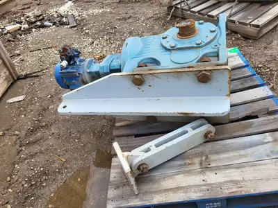 USED SEW-EURODRIVE KA127R77AM182-KS