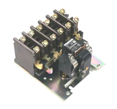 NEW SYLVANIA 5U6-76 RELAY MODULE 120V/60HZ, 5U676