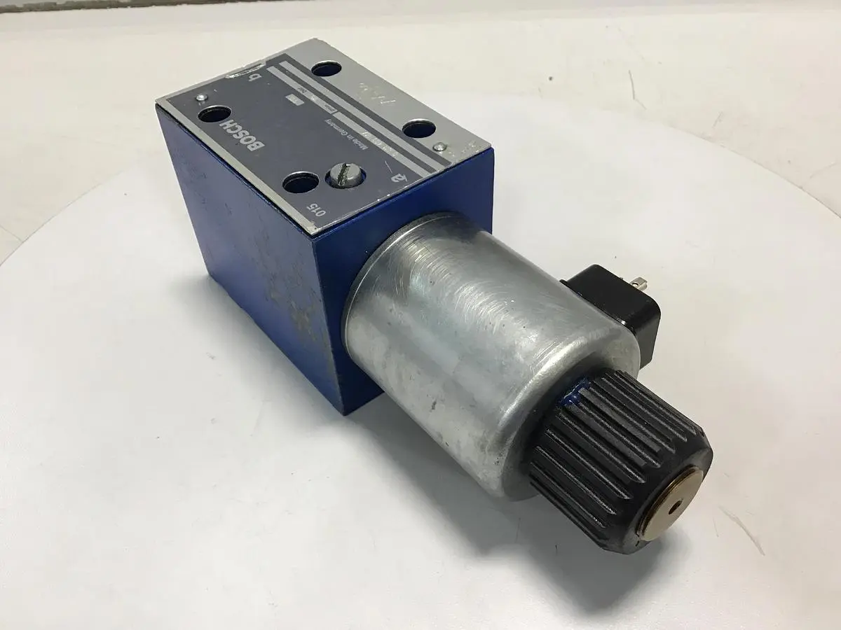 USED BOSCH 0 811 403 017