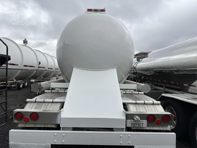 Used 1966 LUBBOCK _UNKNOWN_ Tanker Trailers Indiana US | Lakeshore Equipment Sales #1546594