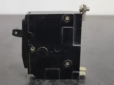 USED SQUARE D QO115