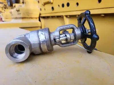 1" Class 800 Gate Valve API 602