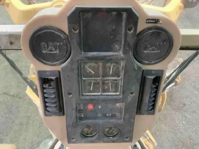 1998 Caterpillar 140HNA