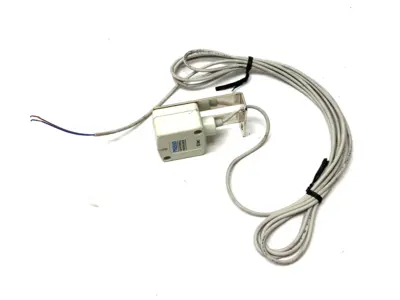 USED SMC DIFFERENTIAL PRESSURE SENSOR, LOW PRESSURE