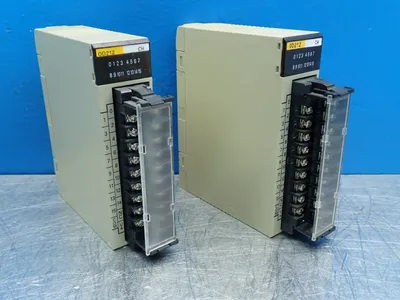 USED OMRON C200HOD212