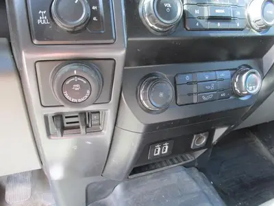 Used 2020 FORD F 150 EXT CAB 4X4 Pickup Trucks Manitoba CA | Conquest Truck & Auto Sales #1475060