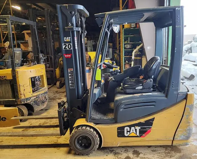 Used 2015 CATERPILLAR 2ET4000 Misc Forklifts Wisconsin US | Lemke Machinery Sales #678514