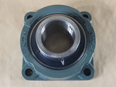 NEW NTN UCFX18