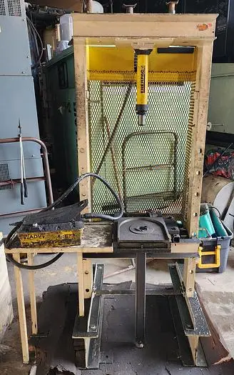 Used ENERPAC PATG1102N Hydraulic Pumps Wisconsin US | Lemke Machinery Sales #305353