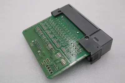 ALLEN BRADLEY 1746-IB32 SLC500 INPUT MODULE SER C STOCK #L-691C