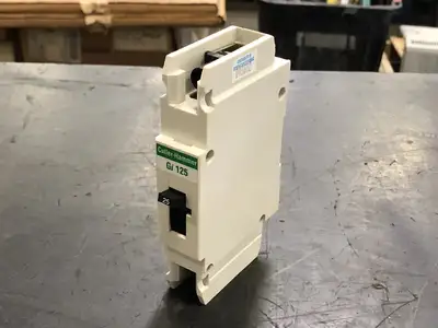 NEW CUTLER-HAMMER GI1025