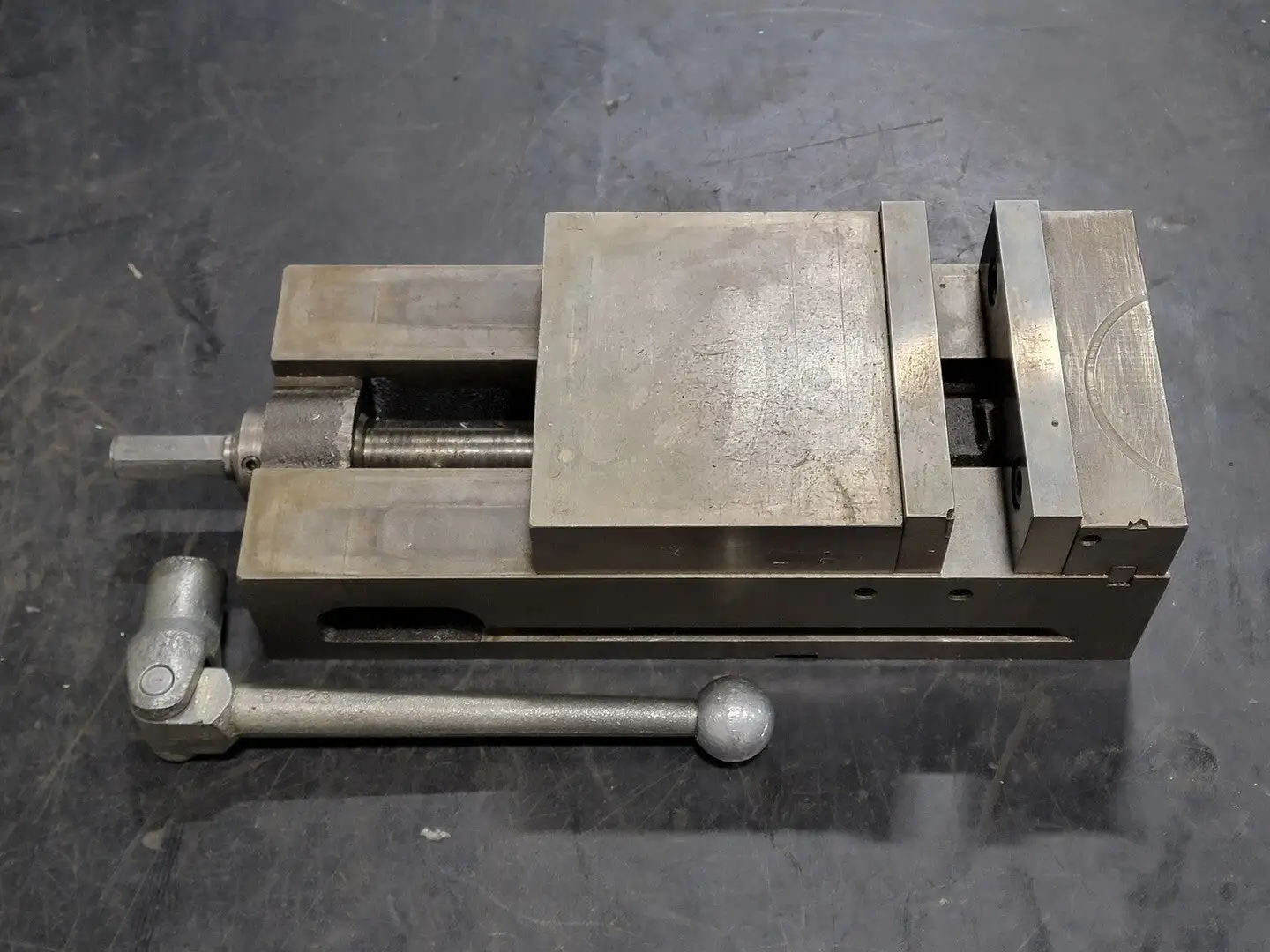 Precision Machine Vise w/ Jaws and Handle