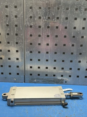 Used SMC MDUB40-150DM Miscellaneous MRO Indiana US | J&J Industrial Supply #1306349