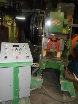 7485-230 V&O High Speed Production Power Press Straight Side – 35 Tons