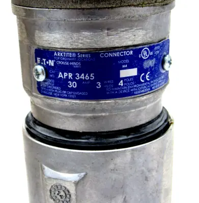 NEW COOPER CROUSE HINDS APR3465 CONNECTOR MODEL M4