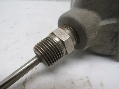 ADALET 3-1/2"X3-1/2"X2" Explosion Proof Hazardous Location Box Class 1&2 W/Probe