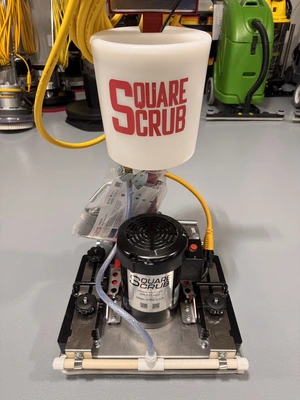 Square Scrub EBG20/C Pivot with Water Tank NEW