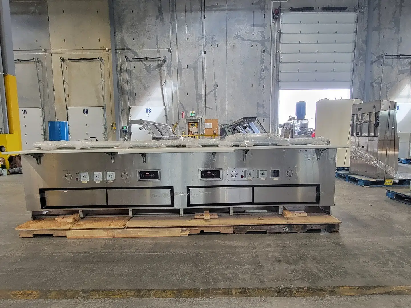 USED 2018 HILLPHOENIX CWC-12