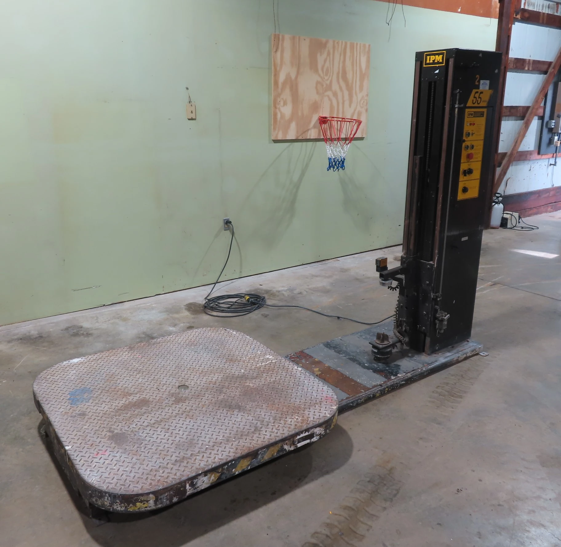used Stretch Wrapper made by Inter. Packaging Machinery