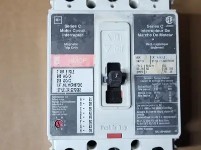 Used EATON CUTLER-HAMMER HMCP007C0C Switchgears British Columbia CA | Lenmark #477714