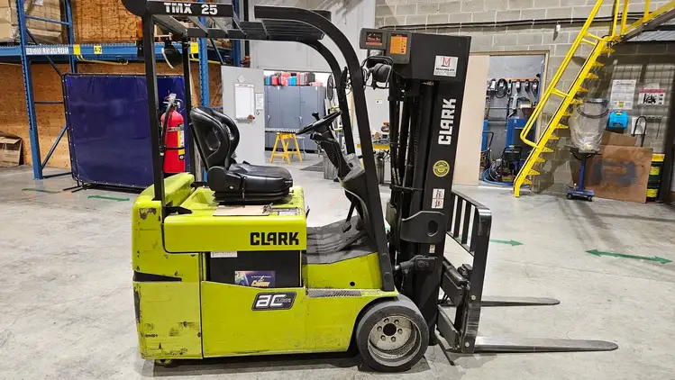 Used 2014 CLARK TMX25 Misc Forklifts British Columbia CA | Lenmark #294427