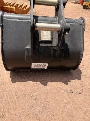 New | in-Stock TROJAN _UNKNOWN_ Earth Buckets Utah US | CSS Equipment Sales #1347561