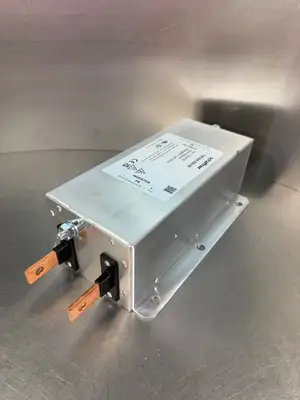 Schaffner FN2200-250-99 Pe- Pv-Field Max 1200Vdc 300v 50/60Hz (3.4.1)