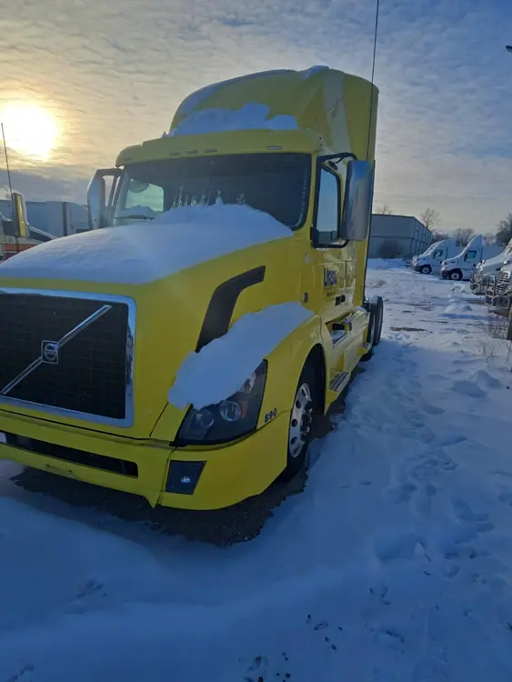 Used 2017 VOLVO VNL Miscellaneous Trucks/Trailers Wisconsin US | Revelation Machinery #787111