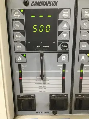 USED HUSKY 9152