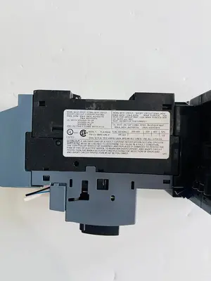 SIEMENS SIRIUS 3RV2011-0JA10 CIRCUIT / 3RT2015-1BB41/ 3RV2928-1K #K-872