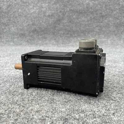 Used Pacific Scientific R32HSNC-TS-NS-NV-0 Servo Motors California US | Davliegogo LLC #1707846