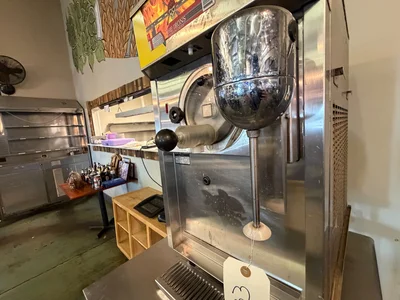 Used _UNKNOWN_ _UNKNOWN_ Ice Cream Equipment Georgia US | Auction Management Corporation #1548598