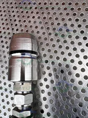 USED SANI TECH 35" GR-FDA HOSE W/ SWAGELOK QUICK CONNECT STAINLESS STEEL FITTING