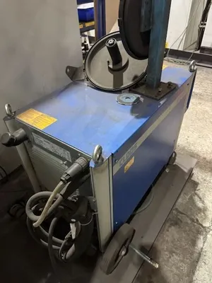 2017 CLOOS Compact Welding Cell CNC Machines | Bowland Trading Ltd (20)
