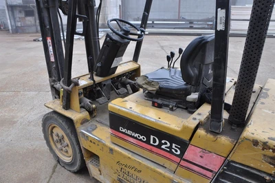 USED DAEWOO D25 2,5 TON