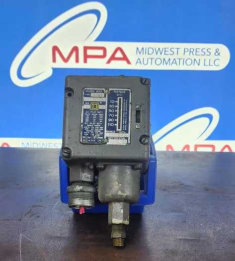 Used SQUARE D ACW1 Relays & Switches | Midwest Press and Automation #577704