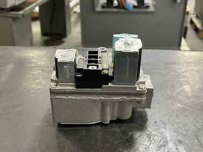 USED LENNOX 60J21