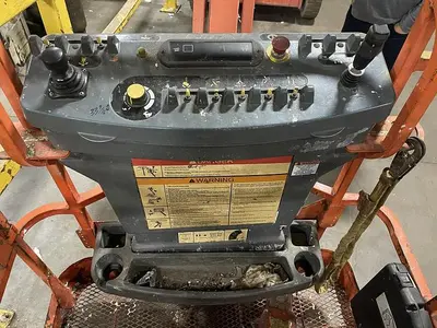 USED 2007 JLG E400A-JPN