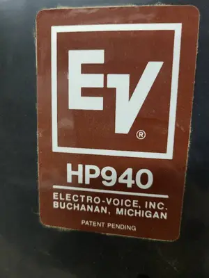 Electro-Voice HP940 Speaker Horn with Mounting Hardware