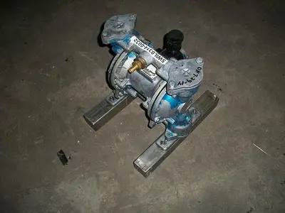 Used WARREN RUPP SANDPIPER EB1-SM, TN-3-A Diaphragm Pumps North Carolina US | DH Griffin Used Equipment #1383395