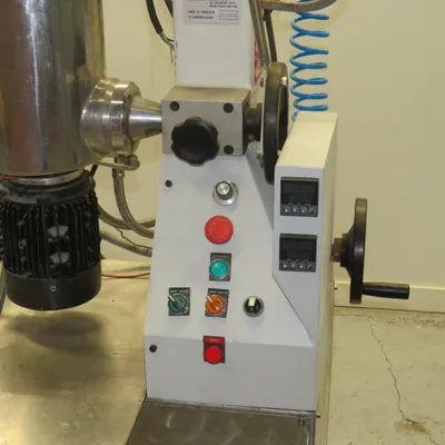 USED DUMEK 3L