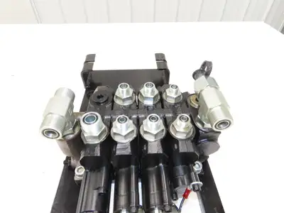 Landoll 072011-02 Hydraulic 3-Spool Mast Control Valve Off LSC30 Forklift