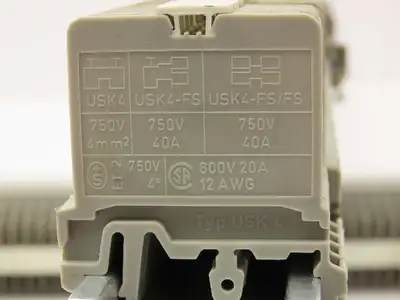 Phoenix Contact Terminal Block DIN Rail 4mm² 600V 20A 12AWG  Lot of 190+