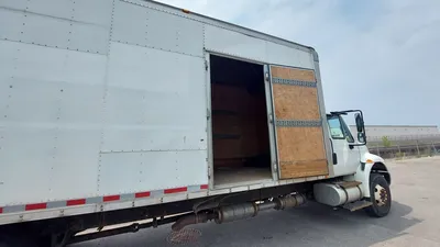 2015 INTERNATIONAL 4300 SBA 4X2 BOX TRUCK Highway Tractors | Platinum Group (13)