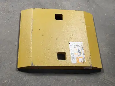 USED CATERPILLAR 140-6870