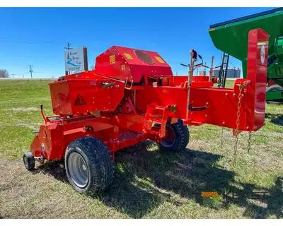 Used MASCHIO _UNKNOWN_ Square Balers Iowa US | Keast Enterprises #1360369