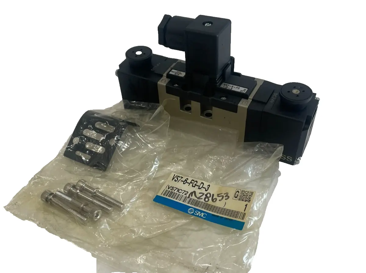 NEW SMC VS7-6-FG-D-3 SOLENOID VALVE VS76FGD3