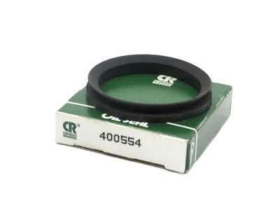 10 NEW CHICAGO RAWHIDE 400554 OIL SEALS