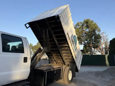 USED 2017 FORD F-650