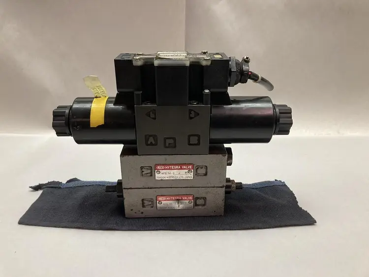 Used NACHI SS-H01-C6-R-D2-30 Pump & Valve Parts | Surplus Asset Holdings #1219543
